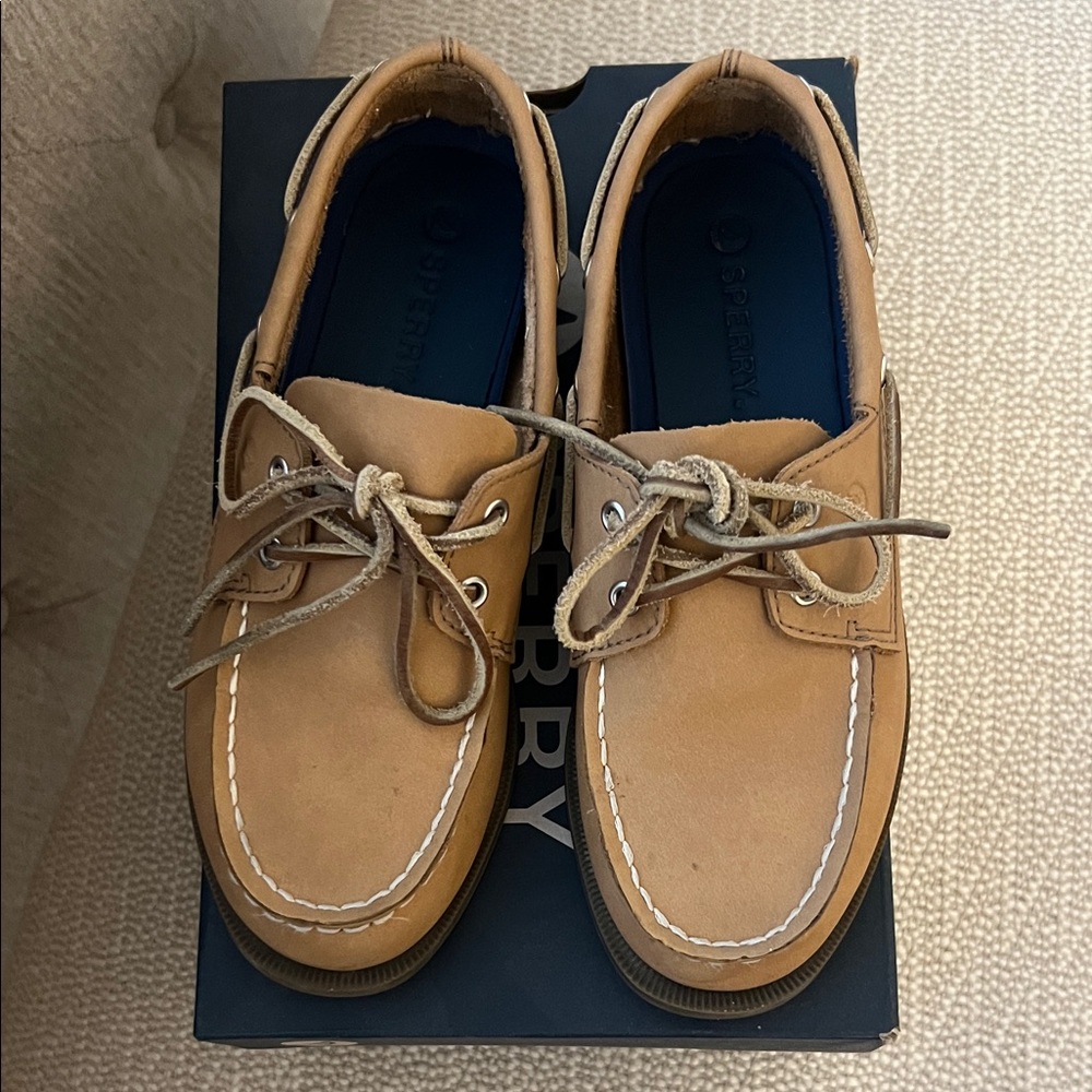 Sperry Kids Tan Boat Shoes - Picture 3 of 9